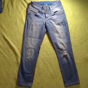 YMI-wanna betta butt brand cropped skinnys